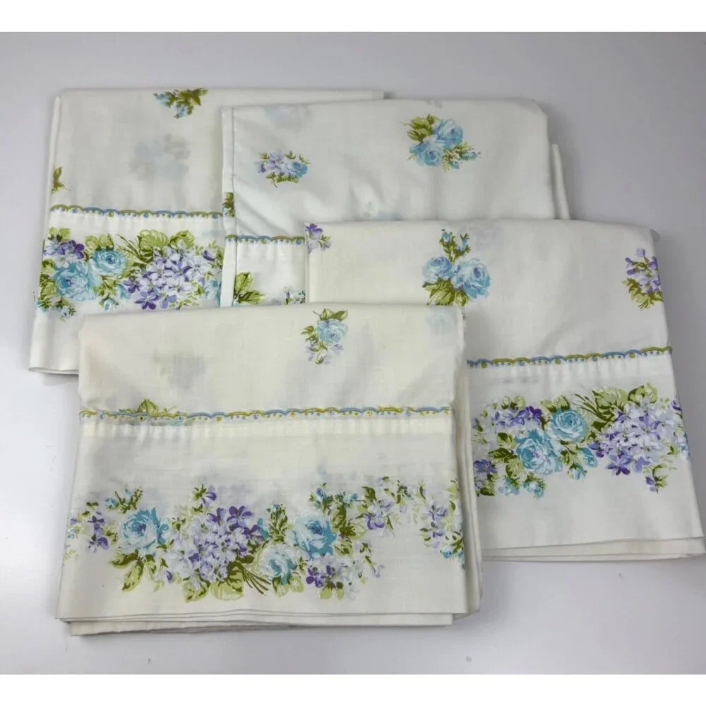 Vintage Floral Montgomery Ward 4 Pillowcases‎ 1 Queen & 3 Std Lavender Cottage